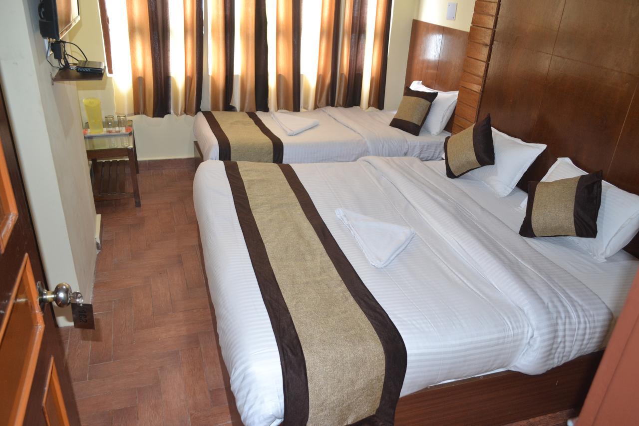 Hotel Madhawi Гангток Экстерьер фото